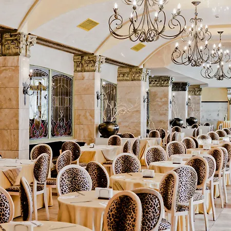 Hotel Imperial Palace