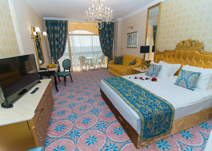 Imperial Palace サニービーチ