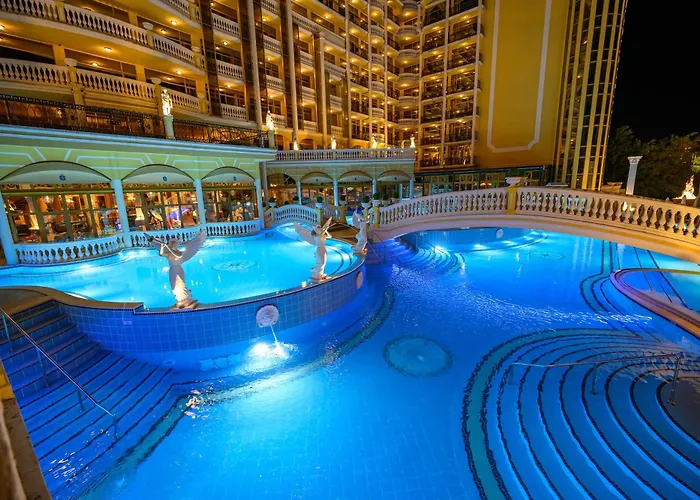 ホテル Imperial Palace 4*