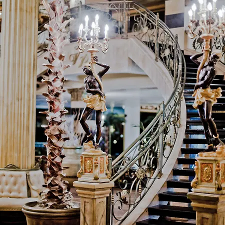 ホテル Imperial Palace 4*